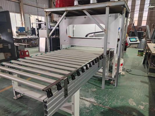 Equipo de colocación de pegamento de paneles de panal de miel PU para la planta de fabricación de paneles de sándwich