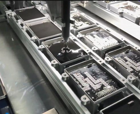 Máquina electrónica de ensamblaje de recubrimiento por envasado