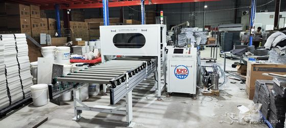 550KG Peso 2 Parte de Epoxi Revestimiento de Expansión Potting máquina de pulverización para paneles compuestos de aluminio