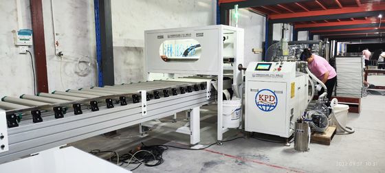 Las partes electrónicas de la máquina de pulverización de adhesivos de PU para paneles de acero inoxidable