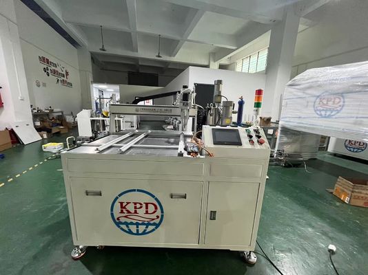 Equipo de fundición automático de inyección de potería de PU de 2k para pegamento de PCBA en la línea de producción SMT