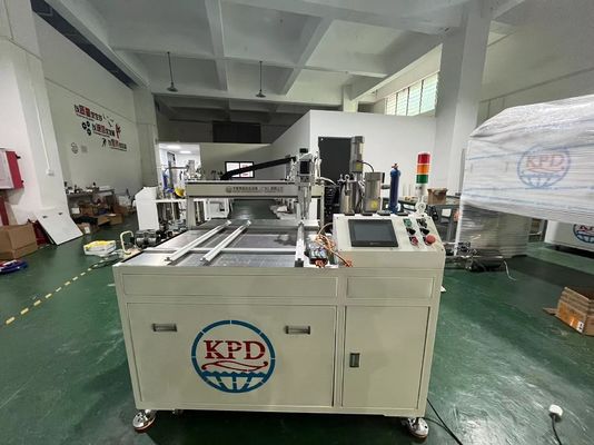 Máquina de colocación de pegamento de luces LED avanzadas AB para pegatinas de etiquetas y magnetismo de llavero