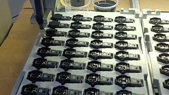 Componentes de núcleo profesionales y compactos Máquina de bombeo de PCB para filtros EMC